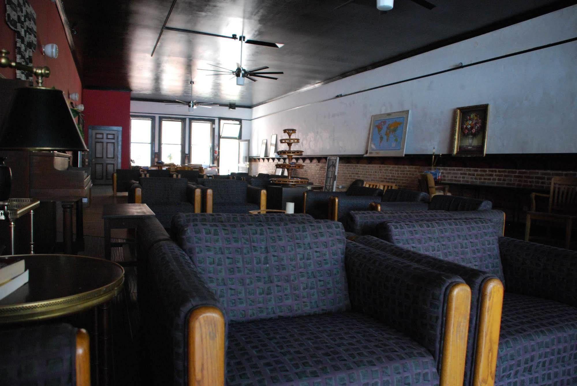 Hostel On 3Rd Сан Диего Екстериор снимка